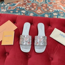 Louis Vuitton Slippers